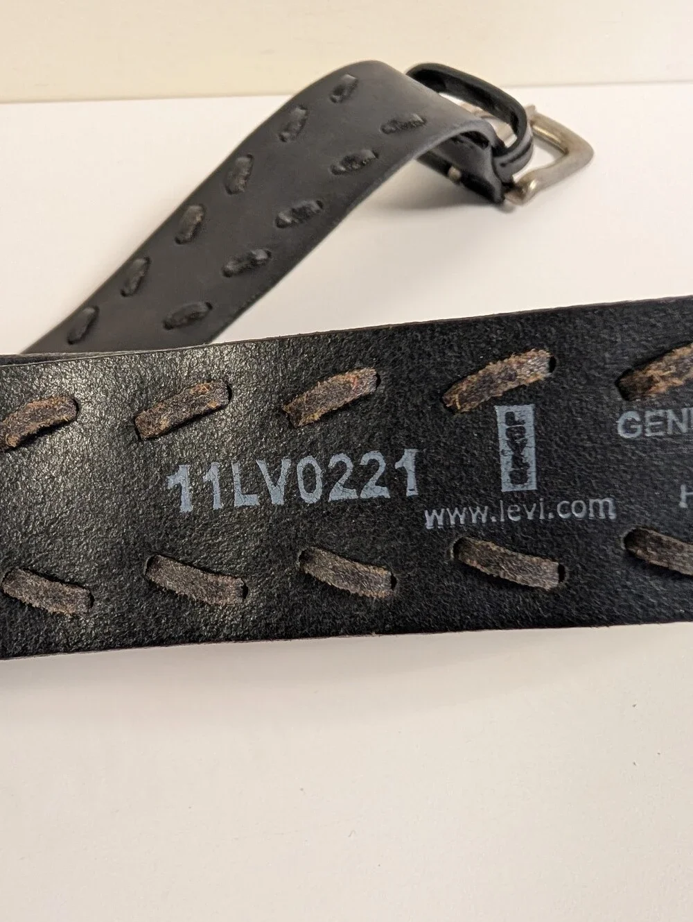 Levi's Black Genuine Italian Leather Whipstitch Belt 38 Rustic Casual
